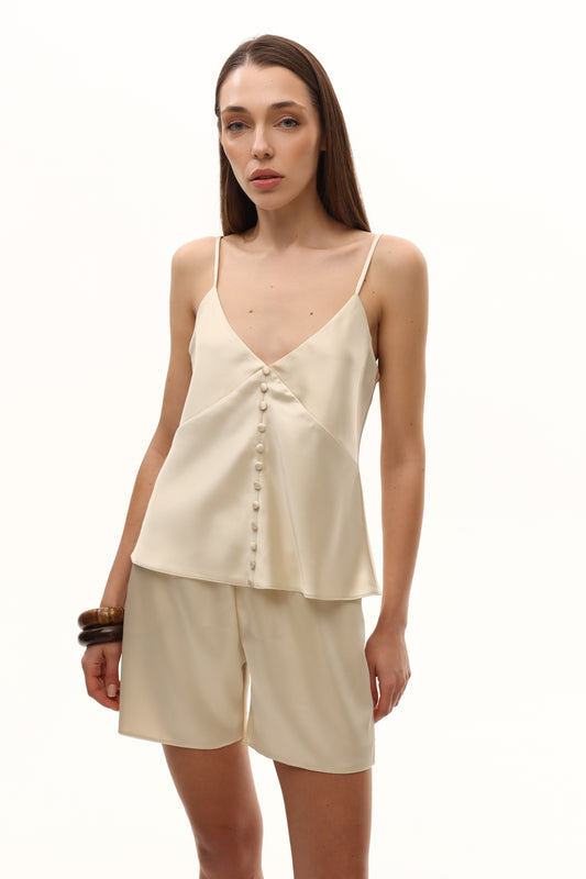 Атласний топ з ґудзиками